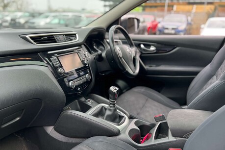 Nissan Qashqai 1.2 DIG-T n-tec+ 2WD Euro 6 (s/s) 5dr 32