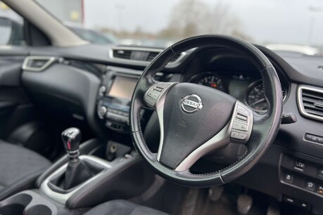 Nissan Qashqai 1.2 DIG-T n-tec+ 2WD Euro 6 (s/s) 5dr 17