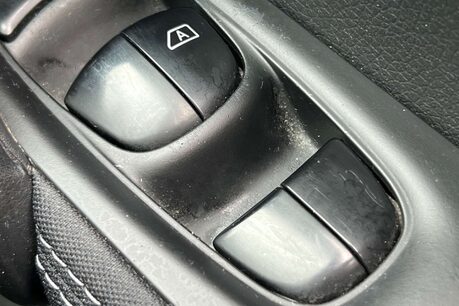 Nissan Qashqai 1.2 DIG-T n-tec+ 2WD Euro 6 (s/s) 5dr 56