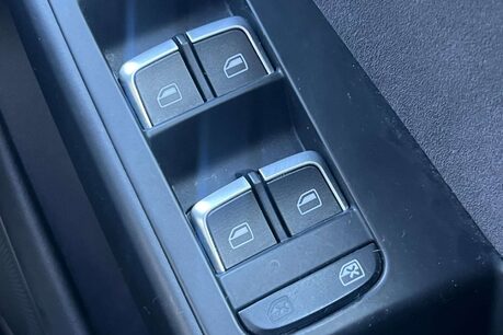 Audi A5 2.0 TDI Black Edition Plus Sportback Euro 6 (s/s) 5dr 64