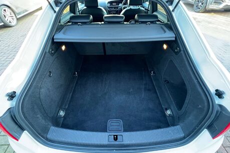 Audi A5 2.0 TDI Black Edition Plus Sportback Euro 6 (s/s) 5dr 66