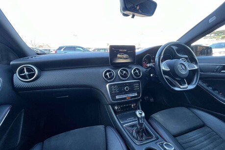 Mercedes-Benz A Class 1.5 A180d AMG Line Euro 6 (s/s) 5dr 27