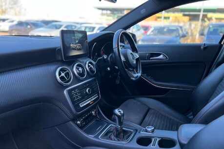 Mercedes-Benz A Class 1.5 A180d AMG Line Euro 6 (s/s) 5dr 23