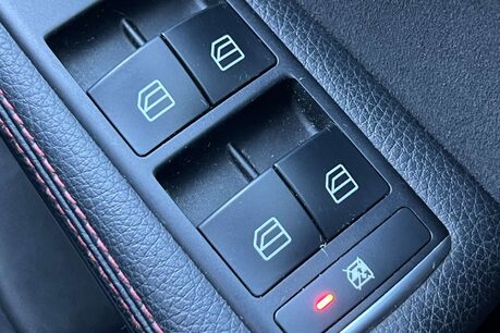 Mercedes-Benz A Class 1.5 A180d AMG Line Euro 6 (s/s) 5dr 50