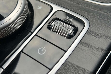 Mercedes-Benz C Class 2.1 C220d AMG Line 7G-Tronic+ Euro 6 (s/s) 4dr 38