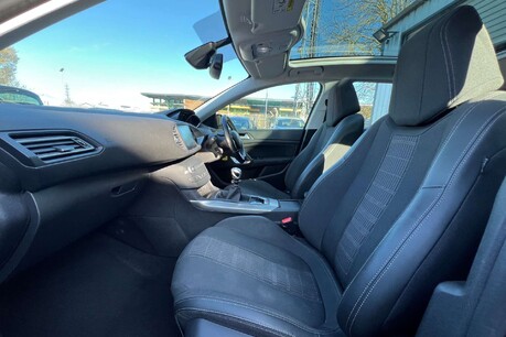 Peugeot 308 1.2 PureTech GPF Allure Euro 6 (s/s) 5dr 30