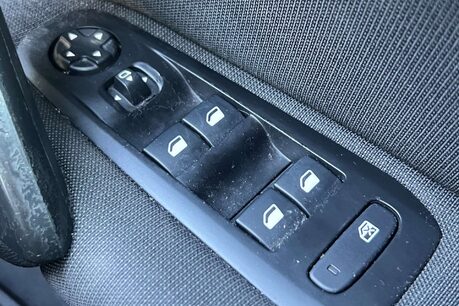 Peugeot 308 1.2 PureTech GPF Allure Euro 6 (s/s) 5dr 54