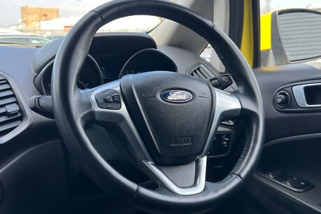 Ford Ecosport 1.0T EcoBoost Zetec 2WD Euro 6 (s/s) 5dr 15