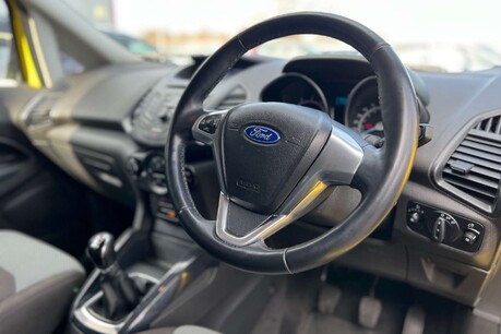 Ford Ecosport 1.0T EcoBoost Zetec 2WD Euro 6 (s/s) 5dr 17