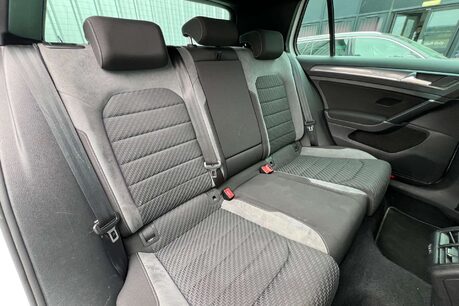 Volkswagen Golf 2.0 TDI R-Line DSG Euro 6 (s/s) 5dr 32