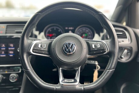 Volkswagen Golf 2.0 TDI R-Line DSG Euro 6 (s/s) 5dr 38