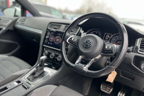 Volkswagen Golf 2.0 TDI R-Line DSG Euro 6 (s/s) 5dr 5