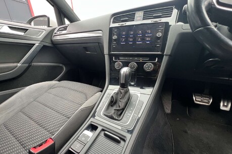 Volkswagen Golf 2.0 TDI R-Line DSG Euro 6 (s/s) 5dr 42