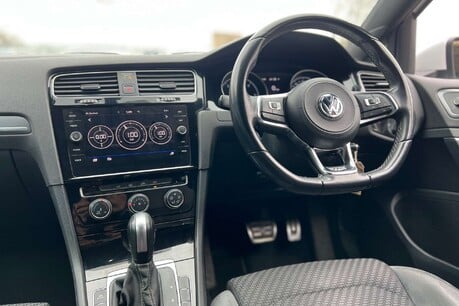 Volkswagen Golf 2.0 TDI R-Line DSG Euro 6 (s/s) 5dr 17
