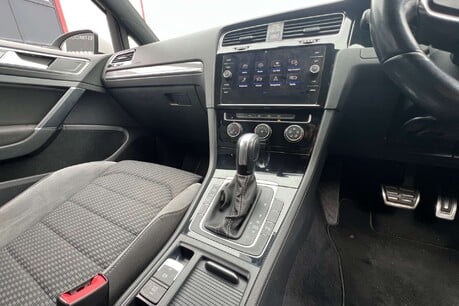 Volkswagen Golf 2.0 TDI R-Line DSG Euro 6 (s/s) 5dr 42