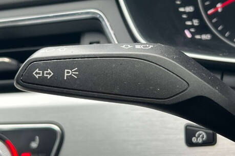 Audi A4 3.0 TDI V6 S line S Tronic quattro Euro 6 (s/s) 4dr 38
