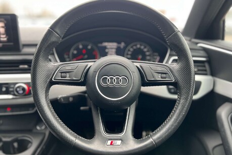 Audi A4 3.0 TDI V6 S line S Tronic quattro Euro 6 (s/s) 4dr 52