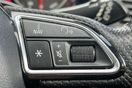 Audi A6 2.0 TDI ultra Black Edition Euro 6 (s/s) 5dr 61