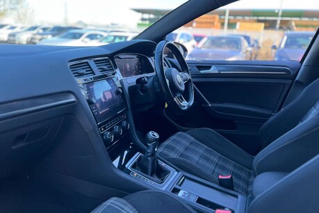 Volkswagen Golf 2.0 TDI GTD Euro 6 (s/s) 5dr 32