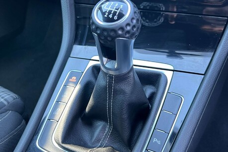 Volkswagen Golf 2.0 TDI GTD Euro 6 (s/s) 5dr 35