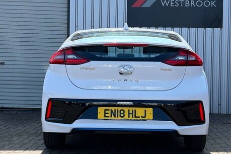 Hyundai IONIQ 1.6 h-GDi Premium DCT Euro 6 (s/s) 5dr 3