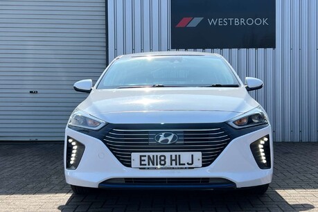 Hyundai IONIQ 1.6 h-GDi Premium DCT Euro 6 (s/s) 5dr 12