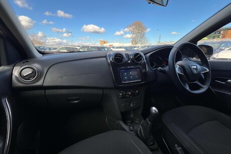 Dacia Sandero 0.9 TCe Comfort Euro 6 (s/s) 5dr 31