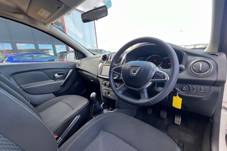 Dacia Sandero 0.9 TCe Comfort Euro 6 (s/s) 5dr 16