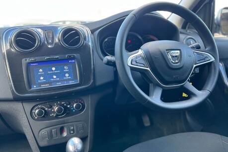 Dacia Sandero 0.9 TCe Comfort Euro 6 (s/s) 5dr 14