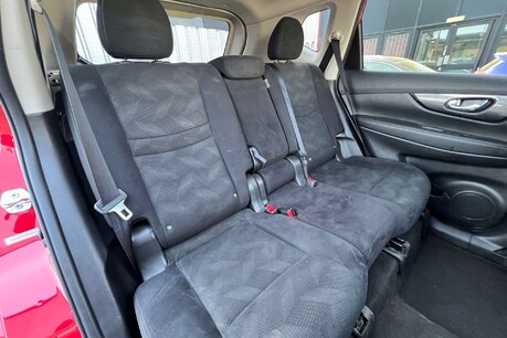 Nissan X-Trail 1.6 DIG-T Acenta Euro 6 (s/s) 5dr 25