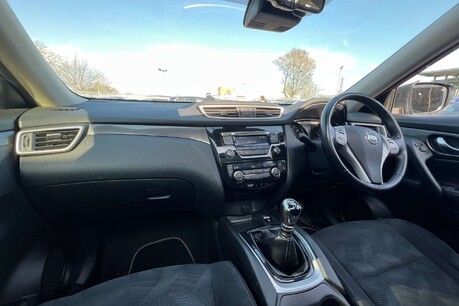 Nissan X-Trail 1.6 DIG-T Acenta Euro 6 (s/s) 5dr 35