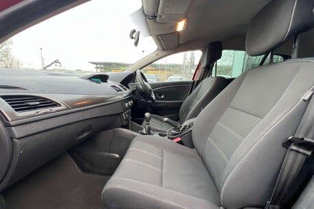 Renault Megane 1.5 dCi Knight Edition Euro 5 (s/s) 5dr 28