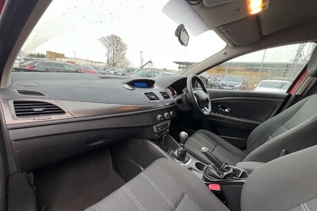 Renault Megane 1.5 dCi Knight Edition Euro 5 (s/s) 5dr 29