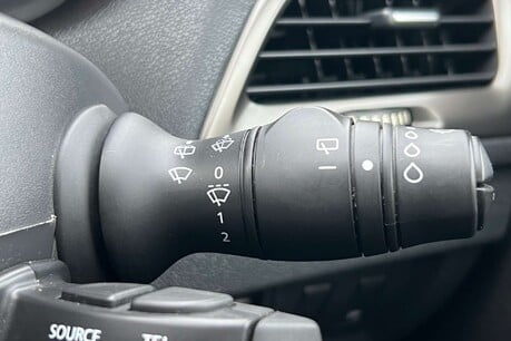 Renault Megane 1.5 dCi Knight Edition Euro 5 (s/s) 5dr 40