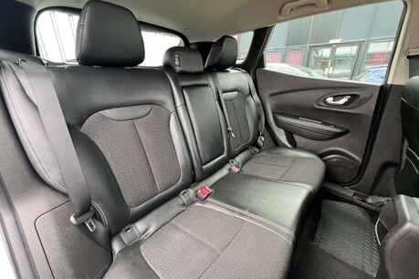 Renault Kadjar 1.3 TCe Dynamique S Nav Euro 6 (s/s) 5dr 59