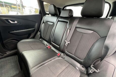 Renault Kadjar 1.3 TCe Dynamique S Nav Euro 6 (s/s) 5dr 32