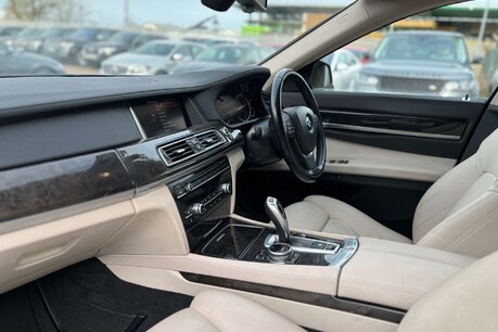 BMW 7 Series 3.0 730d SE Exclusive Auto Euro 5 (s/s) 4dr 30