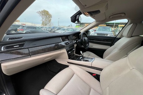 BMW 7 Series 3.0 730d SE Exclusive Auto Euro 5 (s/s) 4dr 34