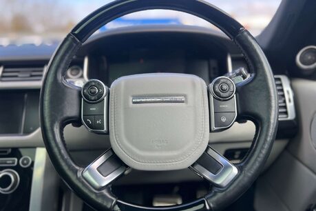Land Rover Range Rover 4.4 SD V8 Autobiography Auto 4WD Euro 5 5dr 73