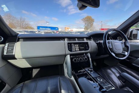 Land Rover Range Rover 4.4 SD V8 Autobiography Auto 4WD Euro 5 5dr 50