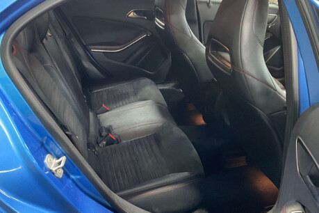 Mercedes-Benz A Class 1.8 A200 CDI BlueEfficiency AMG Sport Euro 5 (s/s) 5dr 12