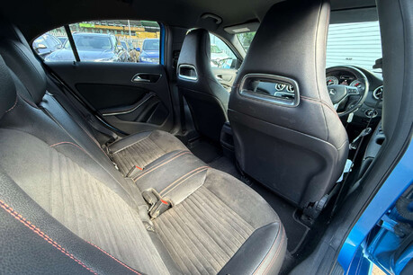 Mercedes-Benz A Class 1.8 A200 CDI BlueEfficiency AMG Sport Euro 5 (s/s) 5dr 8