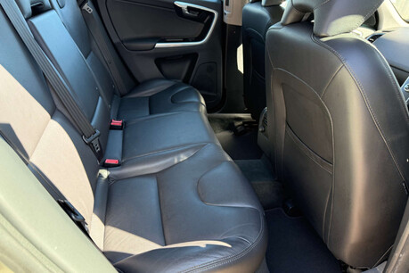 Volvo XC60 2.0 D4 SE Lux Nav Geartronic Euro 6 (s/s) 5dr 8