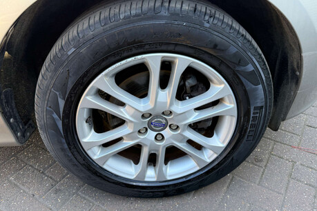 Volvo XC60 2.0 D4 SE Lux Nav Geartronic Euro 6 (s/s) 5dr 35