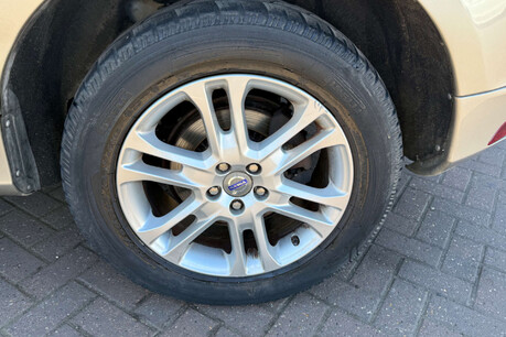 Volvo XC60 2.0 D4 SE Lux Nav Geartronic Euro 6 (s/s) 5dr 36