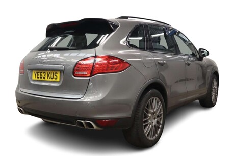 Porsche Cayenne 3.0 TD V6 Tiptronic 4WD Euro 5 (s/s) 5dr 2