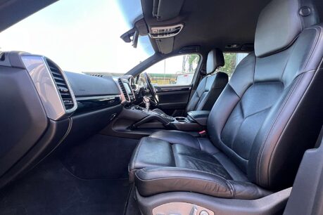 Porsche Cayenne 3.0 TD V6 Tiptronic 4WD Euro 5 (s/s) 5dr 24