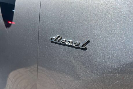 Porsche Cayenne 3.0 TD V6 Tiptronic 4WD Euro 5 (s/s) 5dr 32