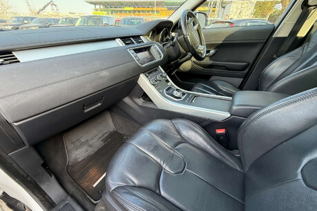Land Rover Range Rover Evoque 2.2 SD4 Pure Auto 4WD Euro 5 5dr 7