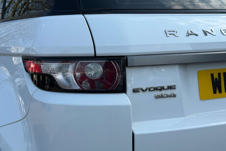 Land Rover Range Rover Evoque 2.2 SD4 Pure Auto 4WD Euro 5 5dr 23